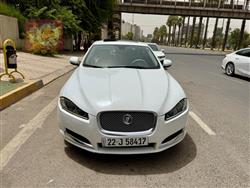 جاكوار XF